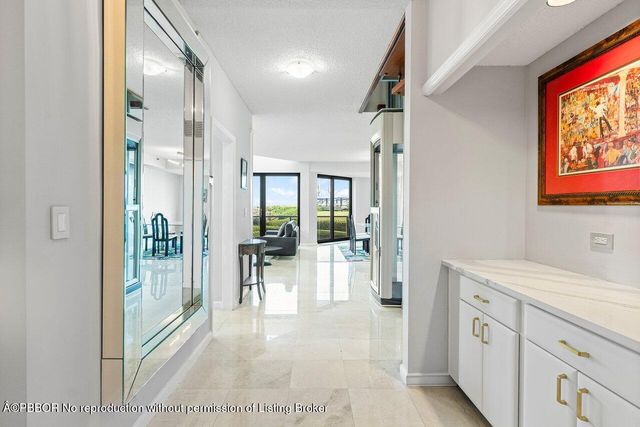 $20,000 | 3120 South Ocean Boulevard, Unit 1 | South Palm Beach - Palm Beach