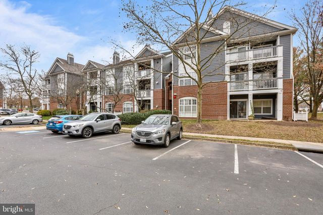 $335,000 | 20311 Beechwood Terrace, Unit 302 | Sglen at University Center