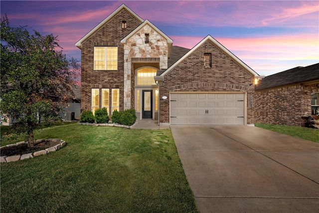 $389,000 | 2912 Gilchrist Drive | West Waco