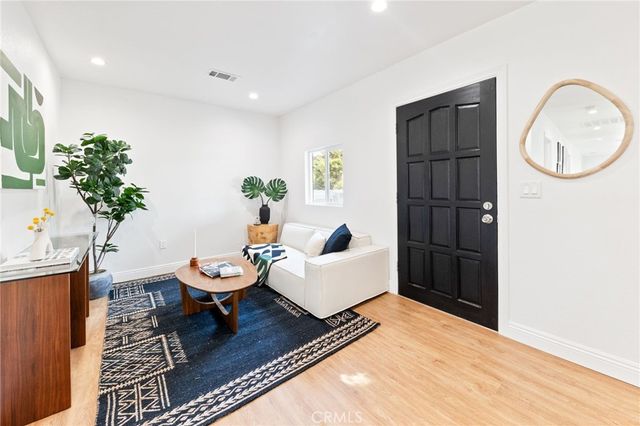 $869,000 | 151 South Carmelita Avenue | East Los Angeles