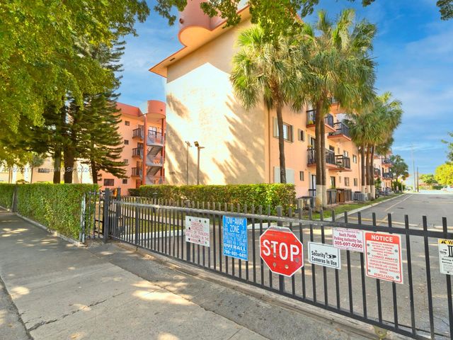 $250,000 | 5390 West 21st Court, Unit 312 | Hialeah