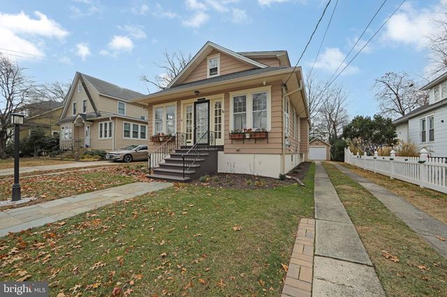 $2,200 | 1104 Belmont Avenue | Westmont