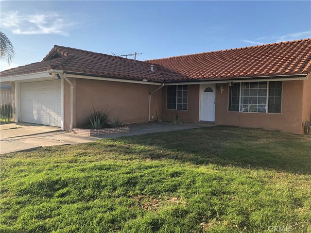 $450,000 | 7931 Silverado Place | Arlanza