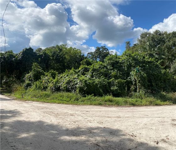 $65,000 | 3505 2nd Place | Vero Beach South