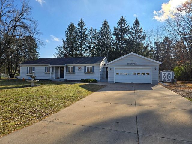 $329,900 | 460 Elm Avenue | Menomonie