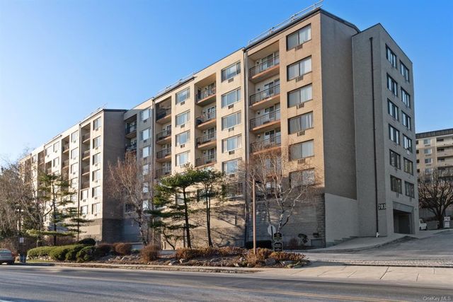 $2,300 | 703 Pelham Road, Unit 208 | South Side