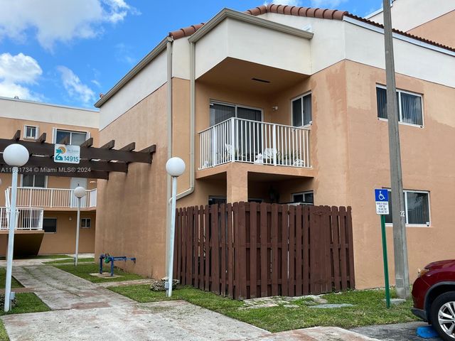 $2,650 | 14915 Southwest 80th Street, Unit 109 | West End