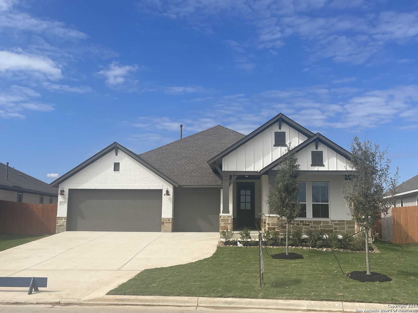 front view of house with a yard