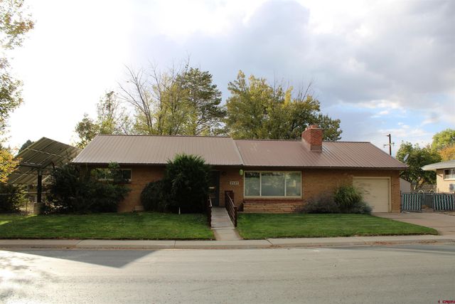 $499,900 | 2527 Mira Vista Road | Grand Junction