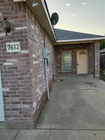 $1,550 | 7614 Novella Drive | Hallmark-Camelot Highland Terrace