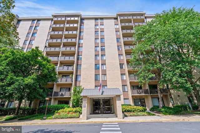 $299,000 | 3100 South Manchester Street, Unit 731 | Woodlake Towers