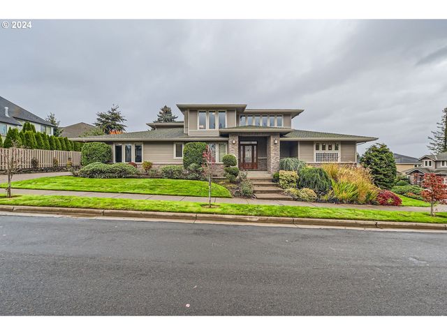 $1,100,000 | 11050 Southeast Oneonta Drive | Happy Valley