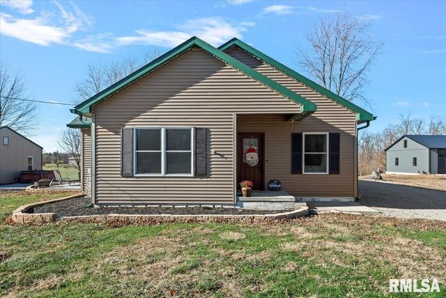 $315,000 | 9045 Owl Road | Williams Township - Sangamon County