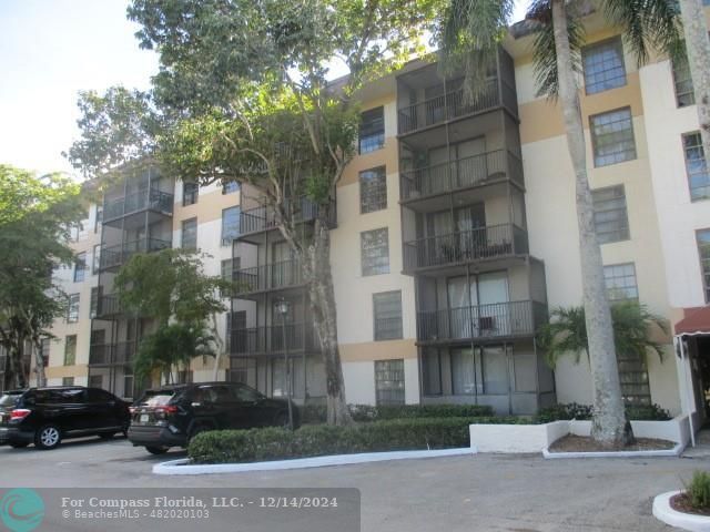 $104,000 | 5550 Northwest 44th Street, Unit 414B | Inverrary