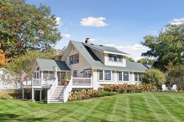 $675,000 | 4000 North Shore Drive | Orono