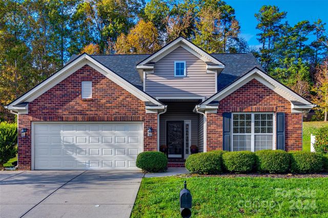 $410,000 | 639 Stonehenge Drive | Rock Hill