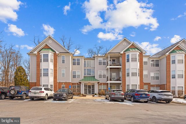 $2,300 | 2161 Scotts Crossing Court, Unit 304 | Scott's Crossing