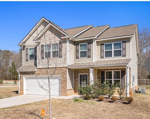 $399,000 | 188 Sophie Circle | Locust Grove