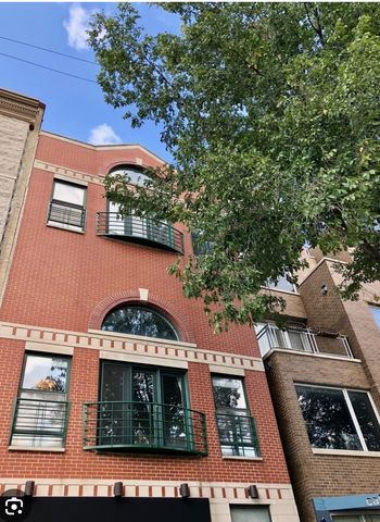 $549,999 | 1754 West Division Street, Unit 3 | Wicker Park