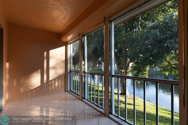 $140,000 | 1202 Bahama Bend, Unit I2 | Wynmoor