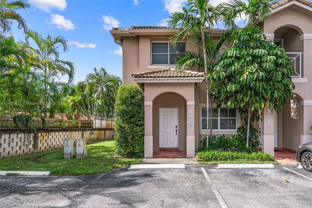 $535,000 | 16608 Northwest 73rd Court | Miami Lakes