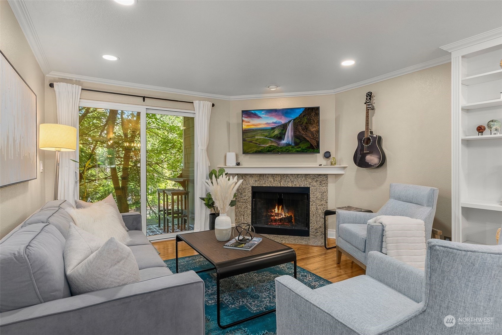 The Kirkland House: Living Room