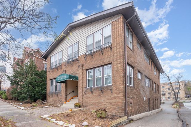 $249,000 | 2712 West 44th Street, Unit 6 | Linden Hills