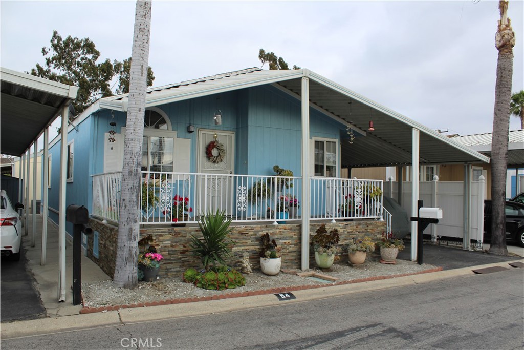 a front view of a house with garage