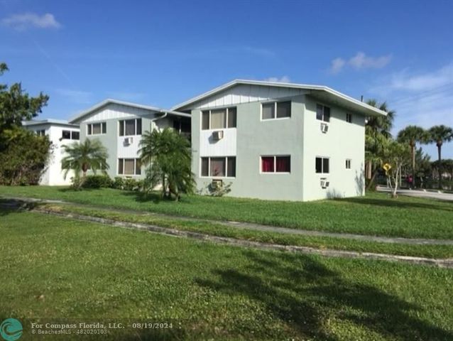 $1,650 | 1441 Northeast 171 Street, Unit 4 | Windward