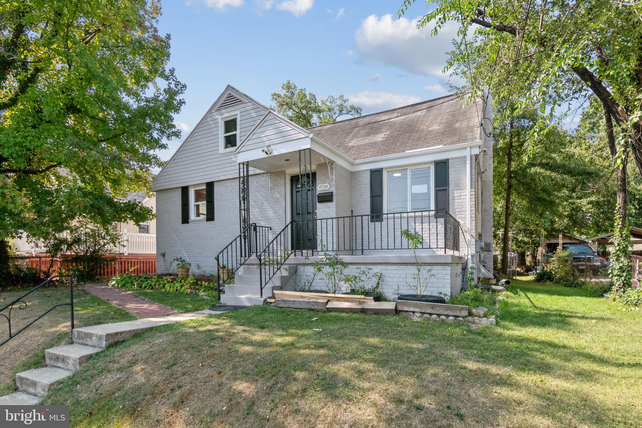 front view of house with a yard