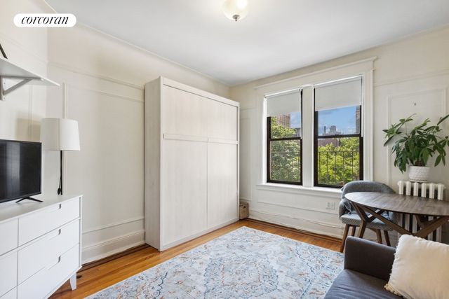 $2,850 | 49 Willow Street, Unit 5E | Brooklyn Heights