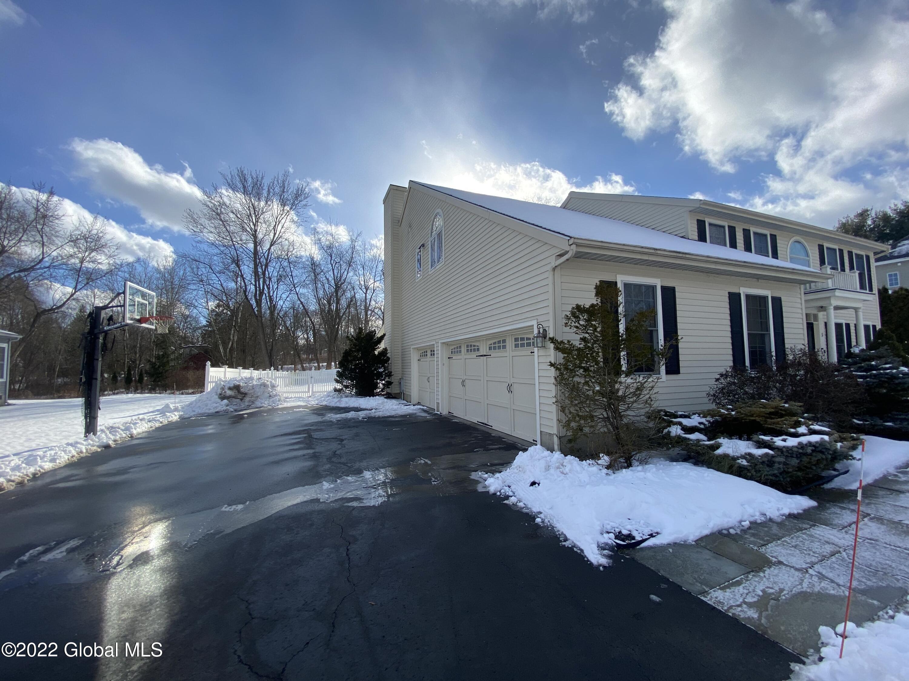 5 Burton Lane Albany NY 12211 Compass