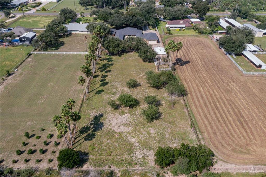 Drone / aerial view featuring a rural view