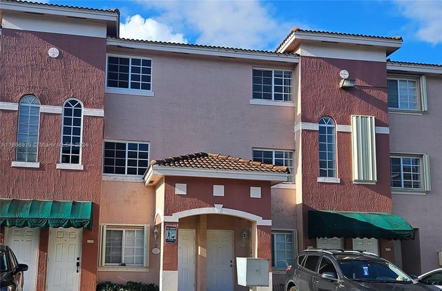 $2,500 | 12005 Southwest 14th Street, Unit 411D | Tamiami