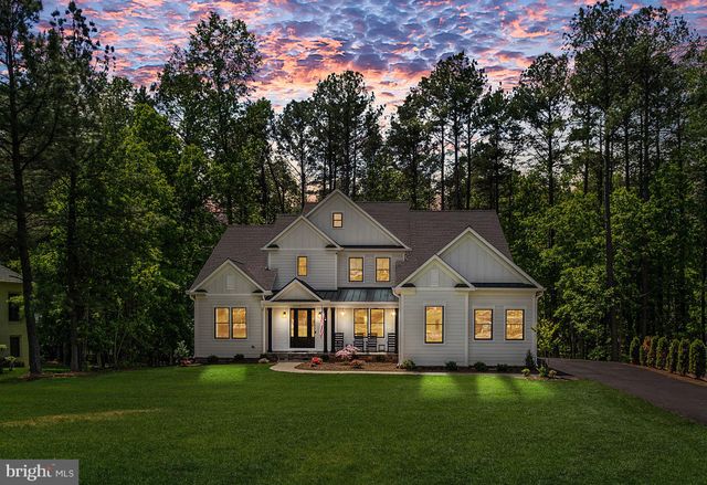 $1,429,000 | 103 Wateredge Lane