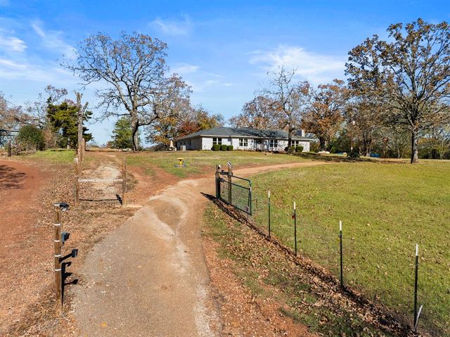 $410,000 | 12404 Texas Highway