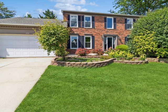 $625,000 | 3951 Bordeaux Drive | Hoffman Estates