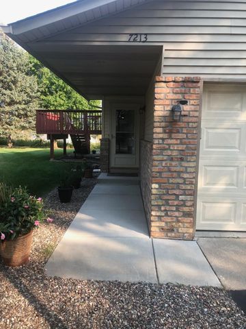 $324,900 | 7213 Robinwood Trail | Woodbury