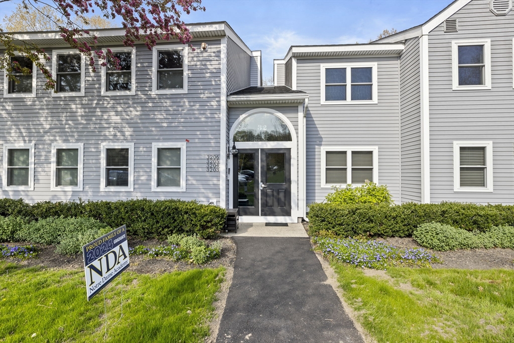 3204 Tuckers Lane, Unit 3204, Hingham, MA 02043 | Compass