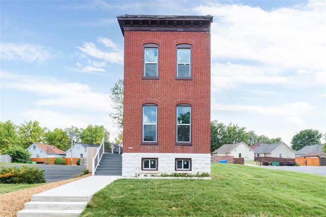 $329,500 | 3014 Hickory Street | Gate District