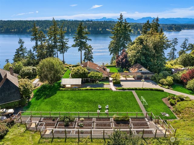 $3,225,000 | 7761 Hansen Road Northeast | Bainbridge Island