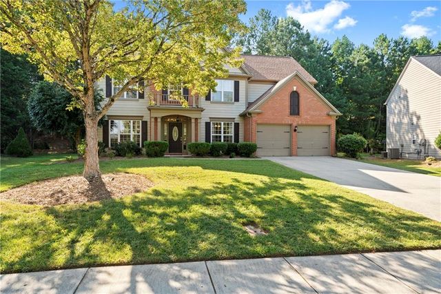 $619,900 | 4811 Glen Level Drive | Sugar Hill