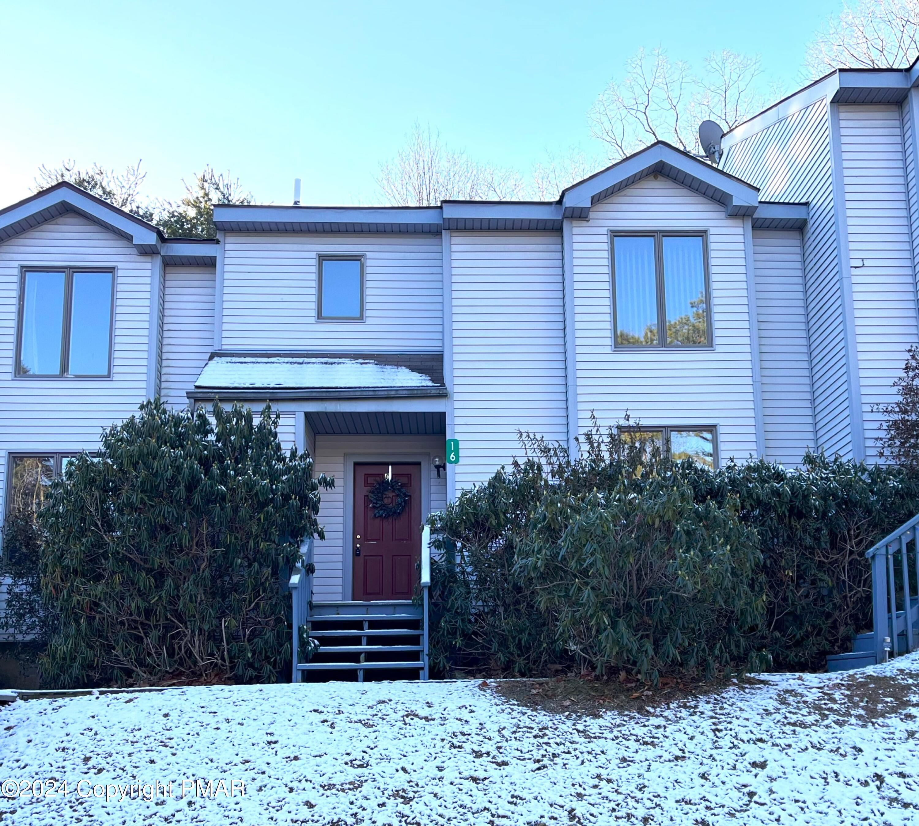 Front of Townhome