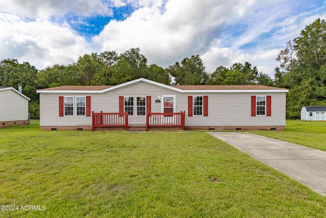 $205,000 | 127 Magnolia Gardens Drive | Richlands Township - Onslow County