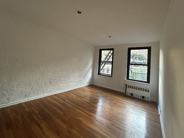 $2,695 | 321 East 69th Street, Unit 4C | Lenox Hill