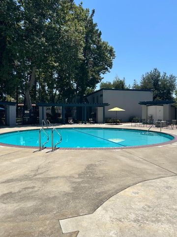 $470,000 | 1001 Murrieta Boulevard, Unit 44 | Downtown Livermore