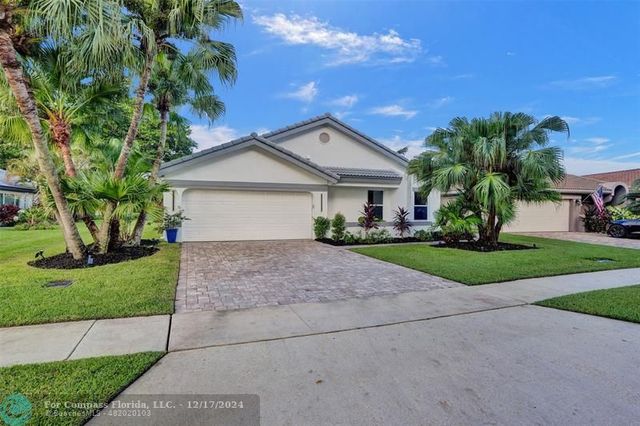 $799,000 | 11180 Cloverleaf Circle | Boca Woods Country Club