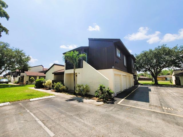 $2,250 | 5320 Bosque Lane, Unit 88