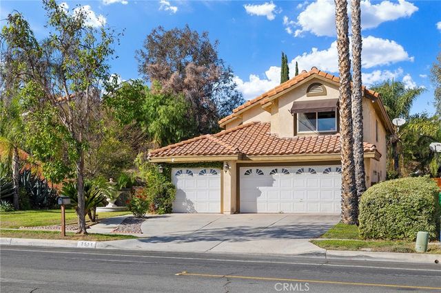 $815,000 | 2511 Griffin Way | Corona Hills