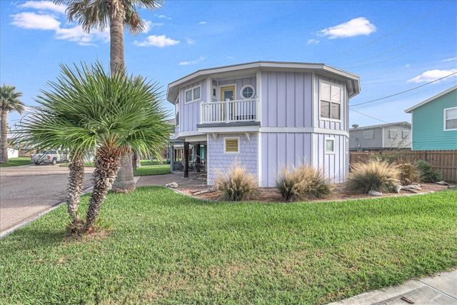 $539,000 | 1923 Eleventh Street, Unit 1 | Port Aransas